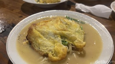 Di Jogja Ada Resto Nyaman yang Punya Bakmi Jawa dan Donat Enak