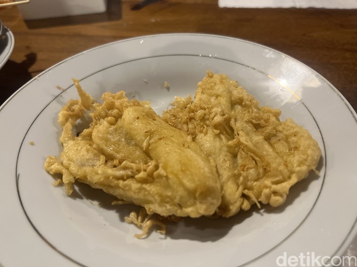 Di Jogja Ada Resto Nyaman yang Punya Bakmi Jawa dan Donat Enak