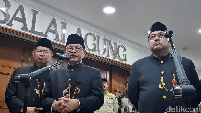 Gubernur DKI Jakarta Pramono Anung (tengah). (Brigitta/detikcom)