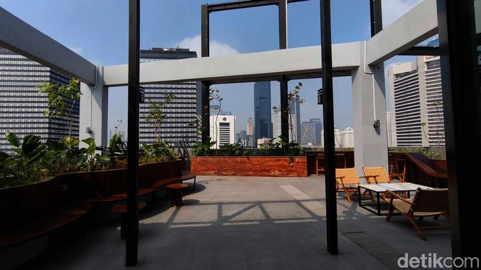Artotel Group resmi membuka hotel terbarunya bernama ARTOTEL Hub Simpang Temu Jakarta. Peresmian dilakukan oleh Gubernur Daerah Khusus Jakarta, Pramono Anung Wibowo, didampingi sejumlah pejabat dan pimpinan perusahaan transportasi Jakarta.