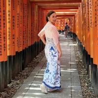 Ira Wibowo beberapa waktu lalu bertolak ke Jepang untuk menghadiri sekaligus menjadi penampil di acara Osaka World Expo. Tak menyia-nyiakan waktunya selama di sana, Ira juga menyempatkan untuk jalan-jalan dan berkunjung ke tempat wisata. Foto: Instagram/@irawbw