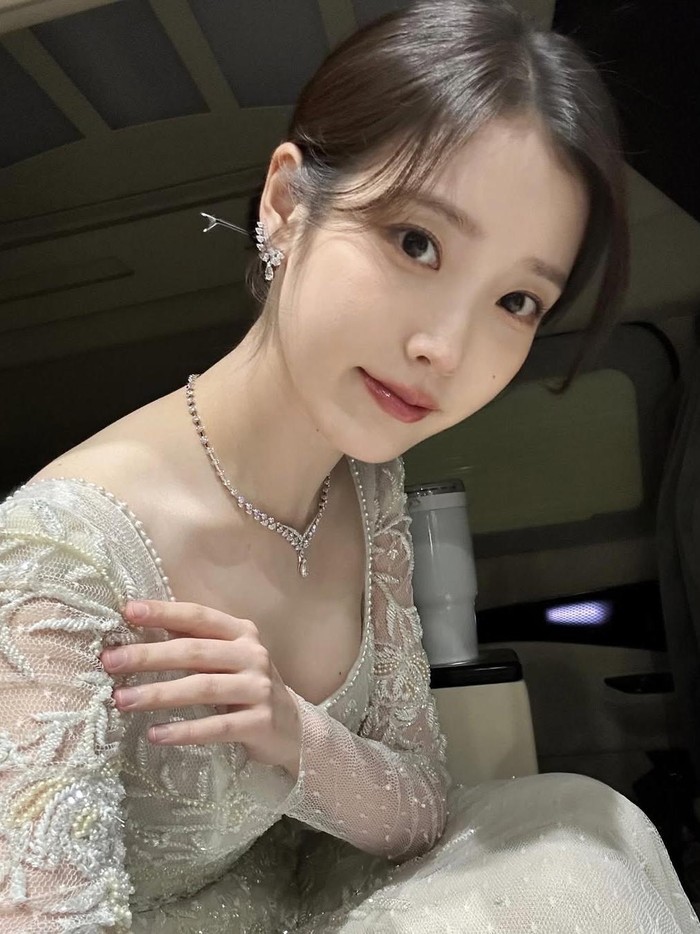 IU IU