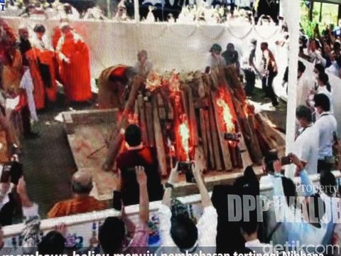 Jenazah mendiang Murdaya Poo dikremasi di Bukit Dagi Candi Borobudur, Magelang, Rabu (7/5/2025).