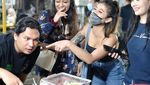 Serunya Keanu Jajan Seafood dan Makan Corn Dog Bareng Fadil Jaidi