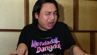 Keanu Agl, selebgram yang kini namanya naik daun di dunia perfilman Indonesia. Ia baru saja berperan dalam film Mendadak Dangdut. Foto: Instagram @keanuagl