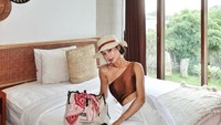 Kim Hee Jung membagikan momennya saat liburan ke Bali di Instagram.
