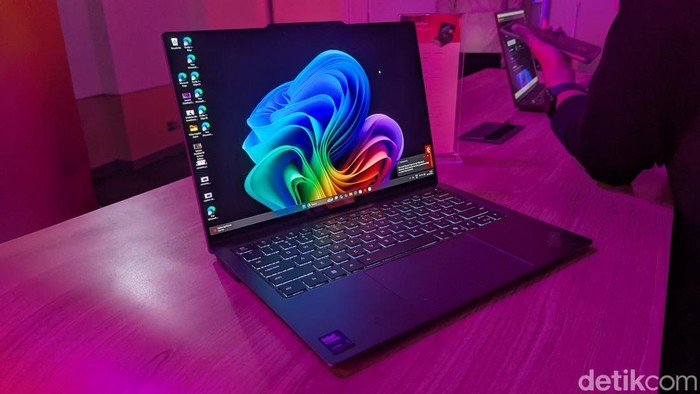 Lenovo ThinkPad X9 Aura Edition