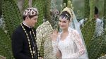 Lihat 7 Momen Luna Maya dan Maxime Usai Akad, Bikin Tersenyum Pagi-pagi
