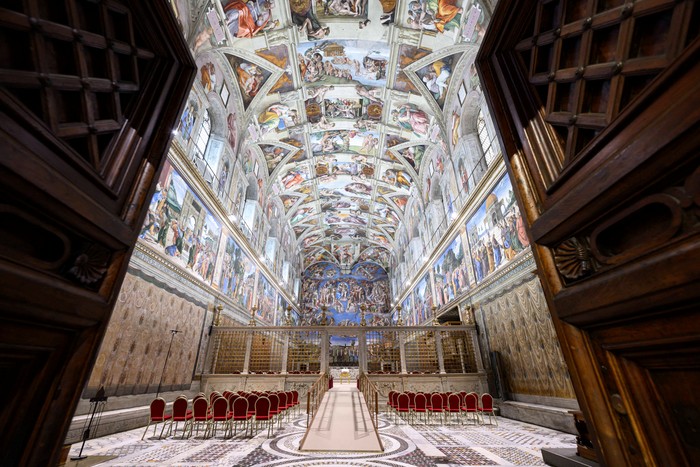A view of the Sistine Chapel ahead of the conclave to elect the next pope at the Vatican, May 6, 2025. Vatican Media/Handout via REUTERS    THIS IMAGE HAS BEEN SUPPLIED BY A THIRD PARTY