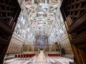 Sejarah Lukisan Michelangelo di Kapel Sistina, Saksi Bisu Terpilihnya Paus Leo XIV
