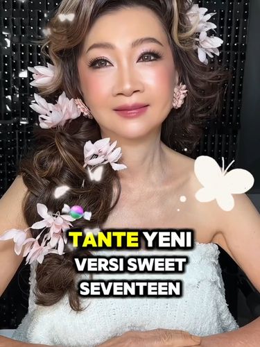 MUA ini membagikan transformasi makeup kliennya yang berusia 64 tahun dengan konsep makeup tema sweet seventeen.
