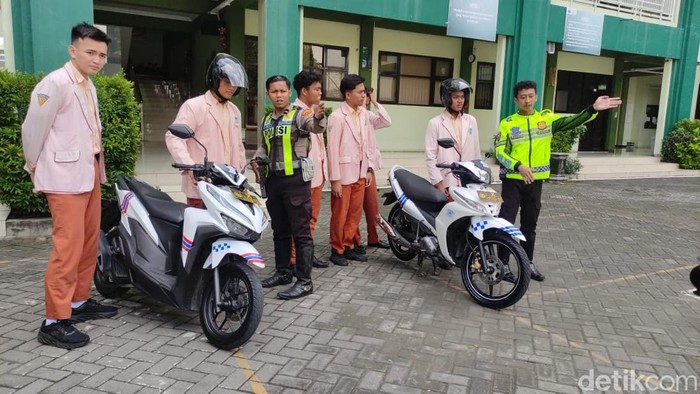 Pelatihan safety riding Polresta Sidoarjo