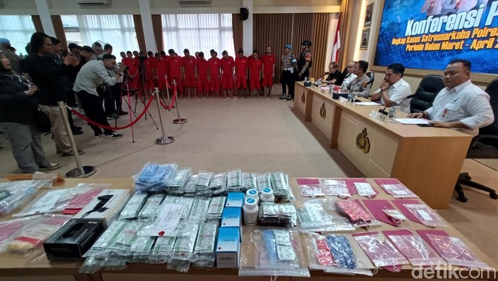 Polresta Banyumas menggelar konferensi pers terkait ungkap kasus narkoba, Rabu (7/4/2025).