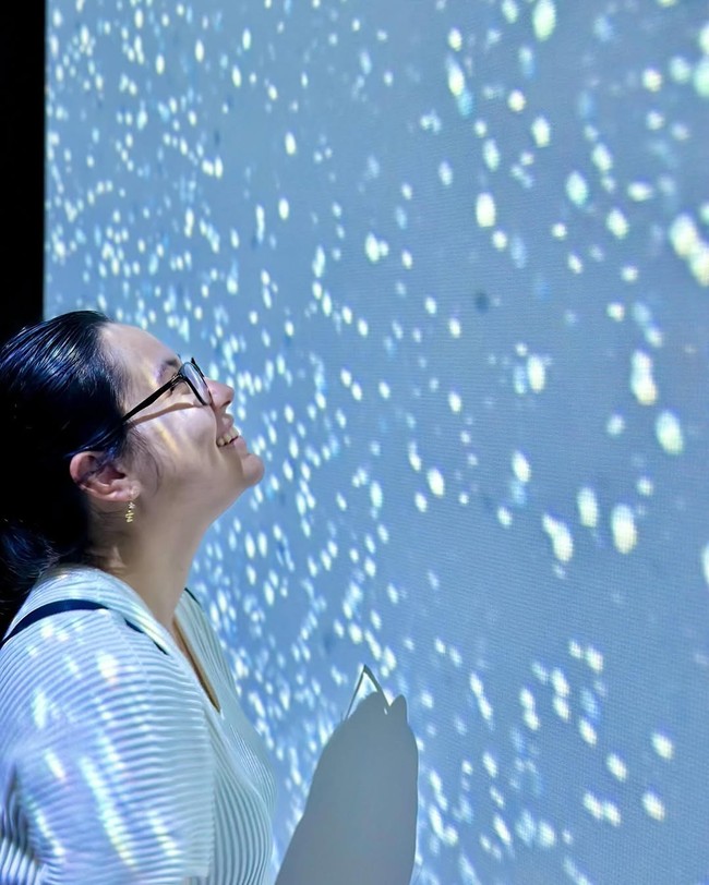 Setelah lulus, Elodie menetap di Australia dan mengembangkan kariernya di industri perhotelan. Sebelumnya, ia juga pernah bekerja di Miniso sebagai Sales Assistant selama hampir dua tahun. (Foto: Instagram/@elodie_bouttier)