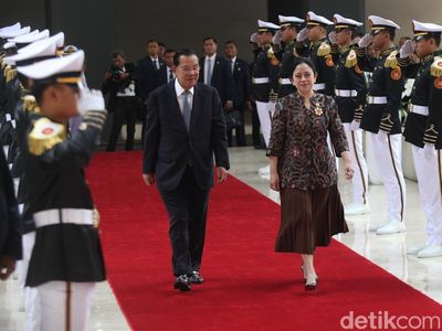 Puan Maharani Terima Presiden Senat Kamboja Hun Sen