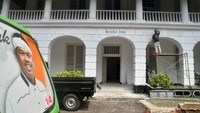Pemanfaatan gedung Bakorwil ini juga menjadi bagian dari upaya revitalisasi aset-aset daerah bersejarah agar tetap berfungsi dan terawat sesuai perkembangan kebutuhan pemerintahan.