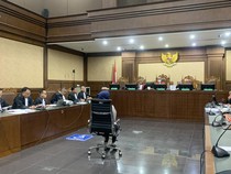 Momen Emosi Riezky ke Hasto: Saya Tahu Anda Sekjen, tapi Bukan Tuhan!