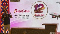 Menurut Founder Lion Group Rusdi Kirana, fasilitas Maintenance, Repair, and Overhaul (MRO) milik perusahaannya itu sekarang sanggup menampung 23 pesawat. Nanti di akhir tahun jumlahnya akan menjadi 27 pesawat. Dengan angka seperti itu akan menjadikan BAT sebagai bengkel pesawat terbesar di dunia. Foto: Dadan Kuswaraharja
