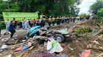 Penampakan Angkot Tak Berbentuk Dihantam Truk hingga 11 Orang Tewas