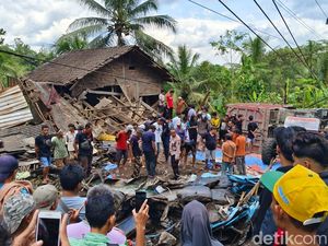 Melihat Lokasi Truk Vs Angkot Tewaskan 11 Orang di Purworejo Via Google Maps