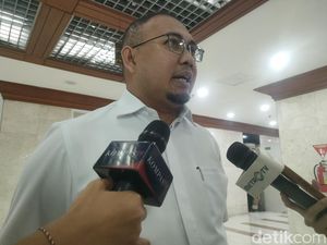 Andre Rosiade: Presiden Prabowo Setujui Renovasi Stadion Agus Salim Sumbar