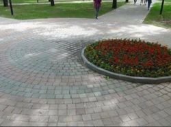 Kegagalan Arsitektur yang Parah Banget, Bingung Mau Ketawa atau Kesal