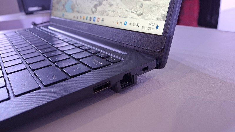 Asus Indonesia baru saja meluncurkan deretan Expert Series.