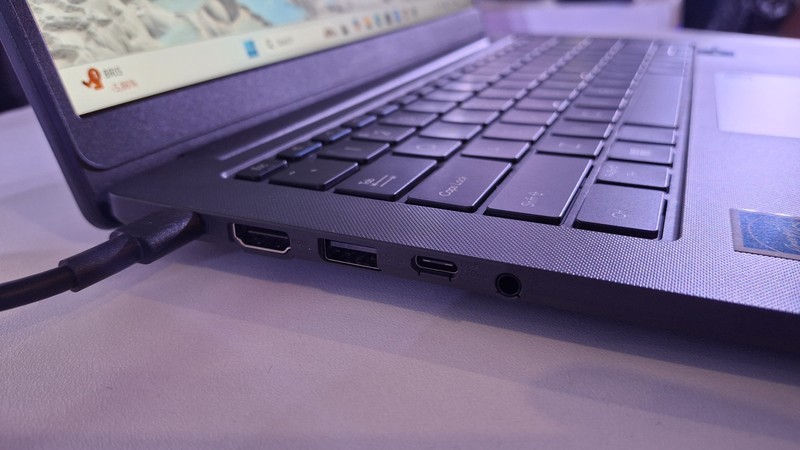 Asus Indonesia baru saja meluncurkan deretan Expert Series.