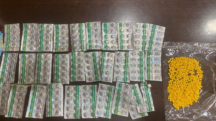 Barang bukti il hexymer dan tramadol