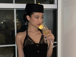 Tren Ekstrem! Suntik Filler di Pundak demi Mirip Jennie BLACKPINK Tren Ekstrem! Suntik Filler di Pundak demi Mirip Jennie BLACKPINK