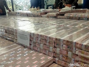 Penampakan Uang Rp 479 M yang Disita Kejagung dalam Kasus TPPU Duta Palma