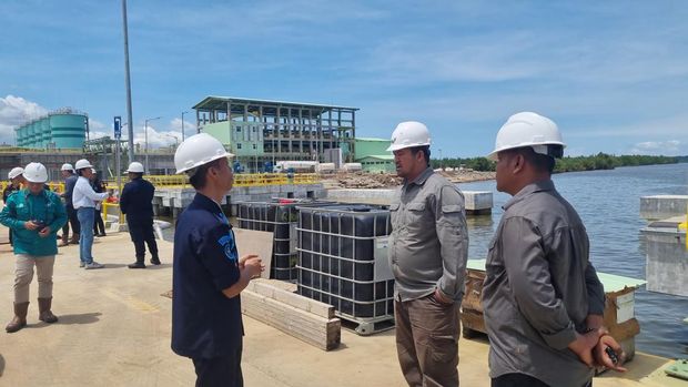 Kementerian Kelautan dan Perikanan (KKP) menemukan dugaan pelanggaran pemanfaatan air laut selain untuk keperluan energi di Kota Tarakan, Kalimantan Utara (Kaltara). (Dok. Humas Ditjen PSDKP KKP)