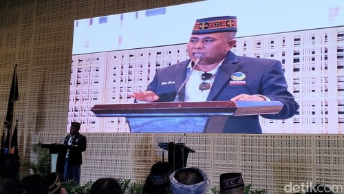 Ketua DPW Nasdem NTT Edistasius Endi menyampaikan sambutan pada Rakerwil DPW Nasdem NTT di GMCC The Golo Mori, Labuan Bajo, Manggarai Barat, NTT, Kamis (8/5/2025) (Foto: Ambrosius Ardin/detikBali)