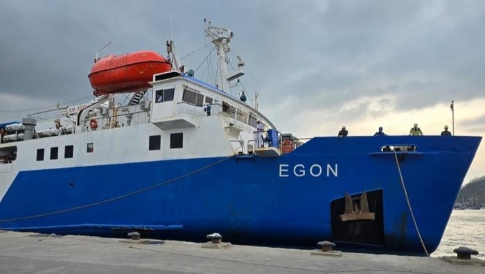 KM Egon.