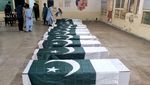 Momen Salat Jenazah untuk Korban Rudal India di Pakistan