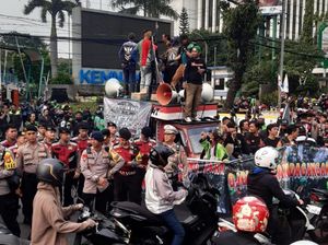 Ada Demo, Masyarakat Diminta Hindari Jalan Gatsu Depan Kantor Kemnaker