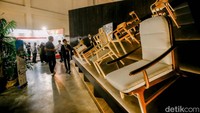 Dengan mengusung tema “Performative Archipelagos”, ARCH:ID 2025 menawarkan rangkaian konferensi internasional yang dinamis, peluncuran program baru Business Matching, serta susunan pembicara yang lebih inklusif. Pameran menekankan sisi “performative” dari arsitektur—yaitu bagaimana arsitektur bisa hidup dan aktif merespons isu lingkungan, sosial, dan budaya zaman sekarang.