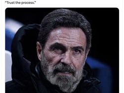 Meme Mengenaskan Arsenal Kembali Tanpa Trofi