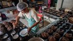 Penjualan Kue Serabi Solo Terdampak Kenaikan Harga Kelapa