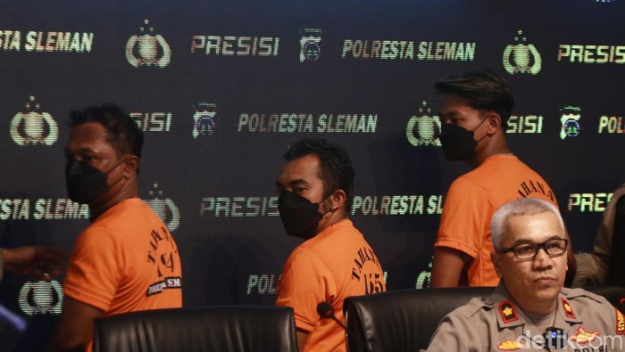 Polisi tangkap DC yang keroyok ojol makanan di Sleman, pada Rabu (7/5)