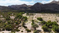 Kontroversi memuncak di Arizona: Tanah adat Oak Flat milik Apache akan diserahkan untuk eksplorasi tambang tembaga.