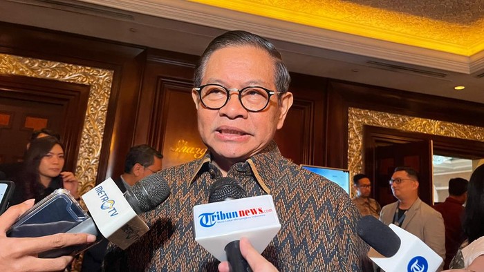 Pramono Anung di Shangri La Hotel, Jakarta Pusat, Kamis (8/5/2025).