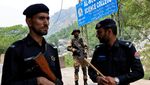 Momen Salat Jenazah untuk Korban Rudal India di Pakistan