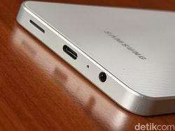 Unboxing Samsung Galaxy A06 5G Free Fire, HP Rp 2 Jutaan Penjuang Booyah