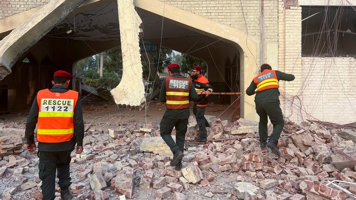 A general view of a damaged portion of a mosque, after it was hit by an Indian strike, in Muridke near Lahore, Pakistan May 7, 2025. REUTERS/Gibran Peshimam