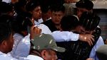 Suasana Duka Pemakaman Pekerja Tambang Korban Penculikan di Peru