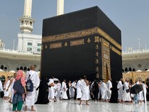 Rahasia Lantai Masjidil Haram yang Dingin dan Aman untuk Tawaf Tanpa Alas Kaki