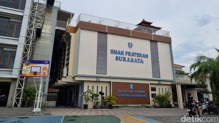 TKP kejadian siswa tewas kesetrum di Surabaya
