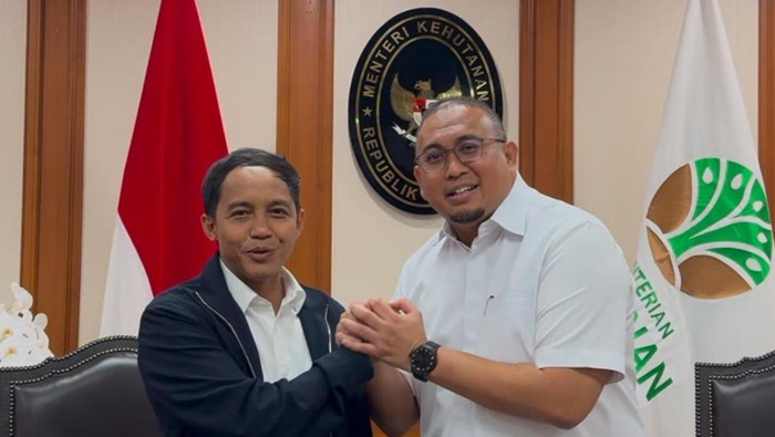 Wakil Ketua Komisi VI DPR RI H Andre Rosiade menemui Menhut Raja Juli Antoni untuk mendorong percepatan terbitnya IPPKH bagi pembangunan Flyover Sitinjau Lauik. (dok Istimewa)