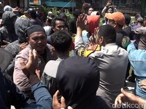 Sidang Pemeriksaan Sengketa Lahan di Polman Memanas, Massa Blokade Jalan